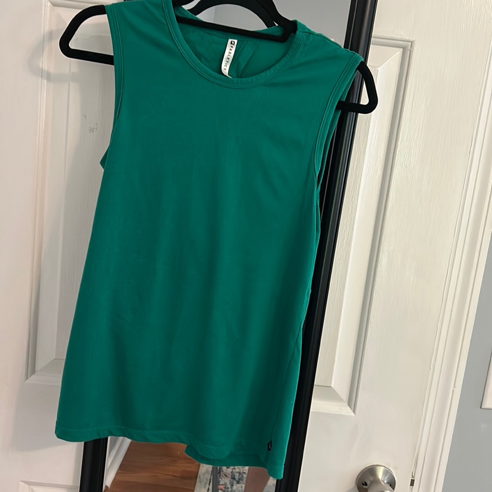 Fabletics green tank size XS
